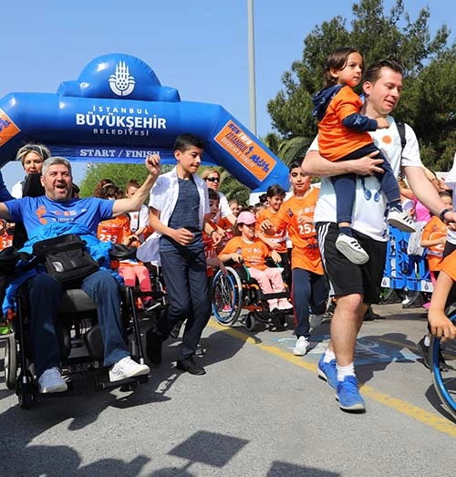 Energy Support from Aksa for Turkey Spinal Cord Paralytics Association Run